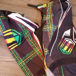 RIDE AGAINST  Mens Riding Gear size M  EUC